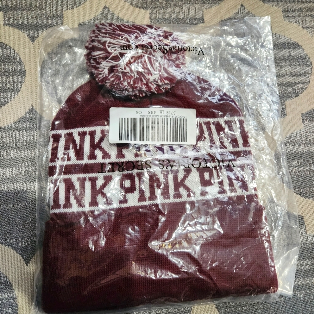 NEW Victoria’s Secret PINK burgundy pom pom beanie